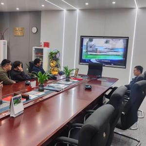 Customers from Kyrgyzstan visit our company